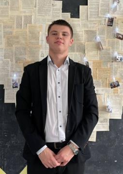 Мехов Максим Денисович